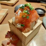 海鮮寿司ドッグ居酒屋 うお結び - 海鮮こぼれ寿司