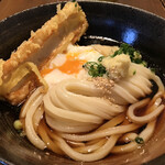 うどん屋 きすけ - 温泉玉子、割ってみる