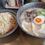 長浜わっしょい - チャーハン（中）とわっしょいラーメン