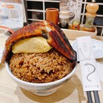 Unagi Kushi Ryouri Idumo - 鰻玉丼（2,390円税込）_2022年10月