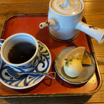 苔筵 - コーヒーポットには２杯分も