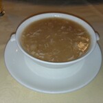 Kaseirou - 蟹肉入りフカヒレのスープ