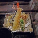 茜御膳　1890円　天婦羅アップ