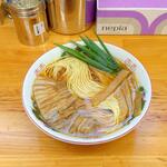 中華そば専門店 笠北 - 笠岡らーめん 並盛 (税込)700円 (1) (2022.11.19)