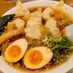 丸源ラーメン - 熟成醤油 月見肉ワンタン麺