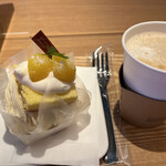 ル・パティシェ ヤマダ - フロマージュマロン + カフェラテ (ケーキセット) ¥790