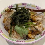 Pekin - 焼鳥丼￥800