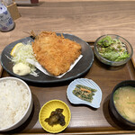 Uoriki Shokudou - 黄金生アジフライ定食