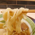 手打麺祭 かめ囲 - 麺はピロピロ系