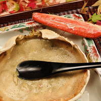 緒方 - 【写真㉕】間人蟹の蟹味噌酒、炭火焼き間人蟹(3番脚)