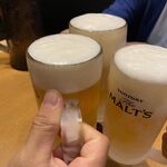 ファイヤーバーグ 関内店 - ジョッキで乾杯（反省会）