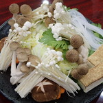 珊瑚礁 - 鍋具材の野菜
