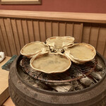 緒方 - 炭火でゆっくりと