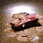 TOSAGE - ソースはズーコ ディ カルネをベースにしたもの。