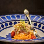 TOSAGE - 北海道産の毛蟹がたっぷり。大分の蘭王という濃厚な卵をソースにしています。アクセントにシシリアンルージュ。