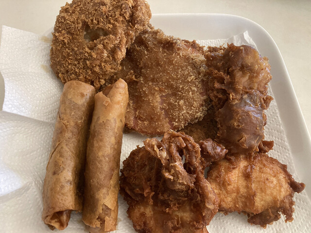 川又食肉店 - 飯坂温泉（揚げ物）の写真