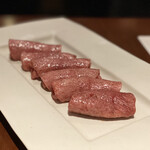 蕃 YORONIKU - ベロチュータン