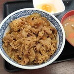 Yoshinoya - 朝牛セット（499円）、並盛変更（+22円）、豚汁変更（+143円）