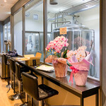 2階のビアパブ - １階にはカウンター席ができる予定(まだ使えません)