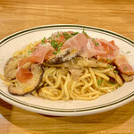 文化商店 - キノコと生ハムのパスタ(1,500円)