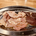 Yakiniku Horumon Nikuya Shokudou - 