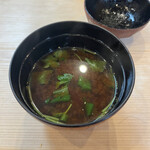 松寿司 - パカッ。シンプルの極み。