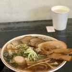 らー麺　Do・Ni・Bo - 朝ラー全部のせ（あっさり）860円