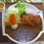 サヤカフェ - ミルポワカレーライス・スキンレスチキン