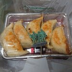 桃苑 - 餃子３丁（15個）包装1800円