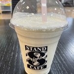 STAND CAFE 8 - ドリンク写真:濃厚バナナシェイク　300円