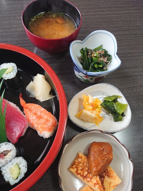 鮨秀（スシヒデ） - 八木山動物公園（寿司）の写真