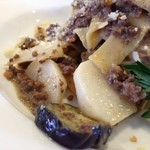 カフェ チルコリーノ - 20130517　900円ランチセット　自家製生麵かぶの白いラグーソース他