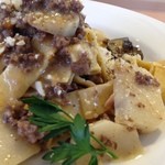 カフェ チルコリーノ - 20130517　900円ランチセット　自家製生麵かぶの白いラグーソース他