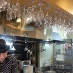 ルースター - オシャレな店内とマスター
