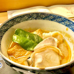 美会 - 蛤　鬼手長海老　松茸　キンキ　贅沢素材のトムヤムクン　辛味と言うより旨味が染み出していました♫