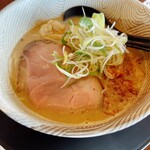 189870328 - 【ハーフ白味噌ラーメン　500円（小学生以下）　替え玉半玉無料】