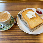 Hav Cafe - 料理写真:さくフワ厚切りトースト カフェラテのセット（1,100円）