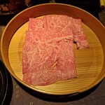 瀬里奈 - 熊本県産の特選牛リブロースのしゃぶしゃぶ肉・その５です。