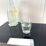 中国料理 庄屋 - レモン水