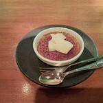 瀬里奈 - 上に洋梨をのせたクレームブリュレです。洋梨はTOKIOのメンバーが宣伝している福島県産です。