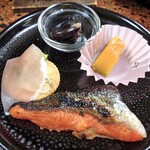 菊水荘 - 朝食（塩鮭 他）