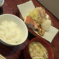 ゆうがた - ランチのメイン、魚料理