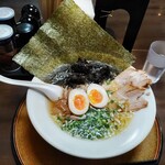 信濃神麺 烈士洵名 - 特製らーめん 1,050円 ♪