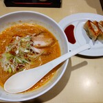 我流麺 真舍 - 我流みそラーメン＆餃子