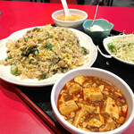 永利 - 高菜チャーハンセットにミニ麻婆豆腐
