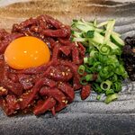 牛串・焼肉・ホルモン 麻布十番 10 - 国産牛のハツユッケ