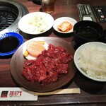 肉の館 羅生門 - ダブル焼肉定食 1630円