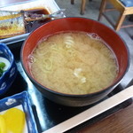 江戸っ子食堂 - 2013.05 味噌汁か豚汁か選べます、、もちろん追加はありませんが、、具は少なめの豚汁です：笑