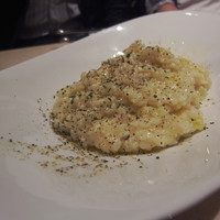 世界のワイン博物館 グランフロント大阪店  - ぶらっくぺっぱー