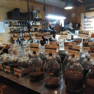 Wood Wood Coffee Roast Service_1